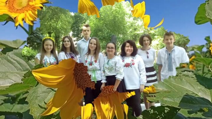 Різноманітний орнамент вишиванки: від Львова до Луганська